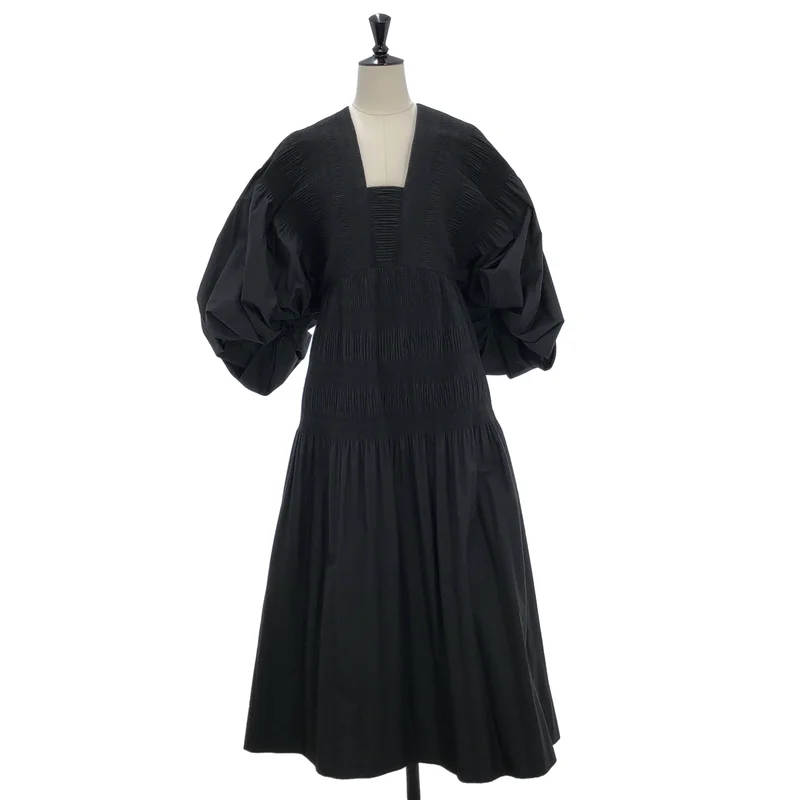 Mame Kurogouchi / マメクロゴウチ | 2025SS | Micro Pleats Volume Dress ワンピース MM25SS-DR076 | 1 | レディース