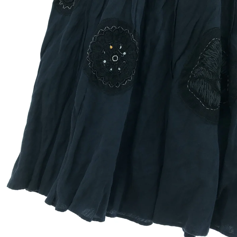 HaaT ISSEY MIYAKE / ハートイッセイミヤケ | コットン メタル アップリケ刺しゅう プリーツスカート | 2 | レディース