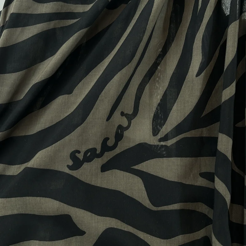 sacai / サカイ | 総柄 ロゴジップ ギャザー ボリューム ボンバージャケット ブルゾン |
