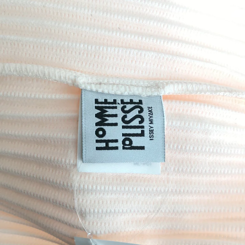 HOMME PLISSE ISSEY MIYAKE / オムプリッセイッセイミヤケ | 2026SS | MONTHLY COLORS JANUARY スカーフラップ プリーツカットソー | ２ | メンズ