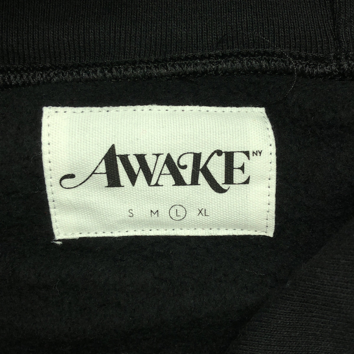 AWAKE NY / アウェイクニューヨーク | ロゴ刺しゅう スウェット