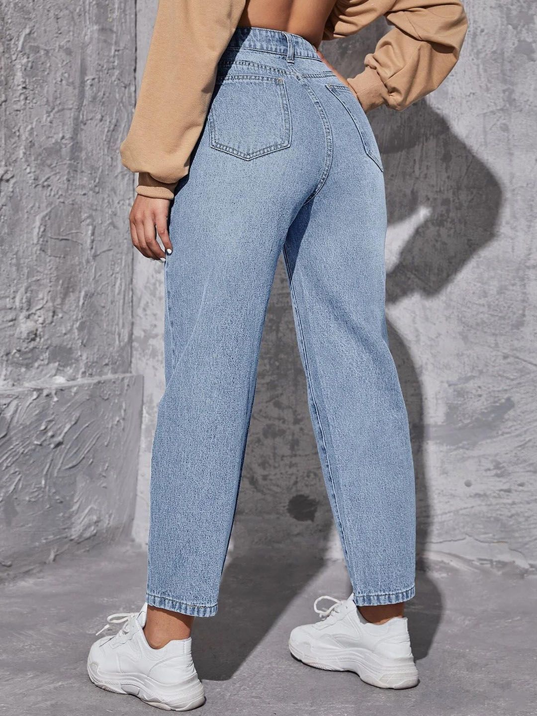 Kotty Women Blue Jean High-Rise Clean Look Light Fade Stretchable Jeans