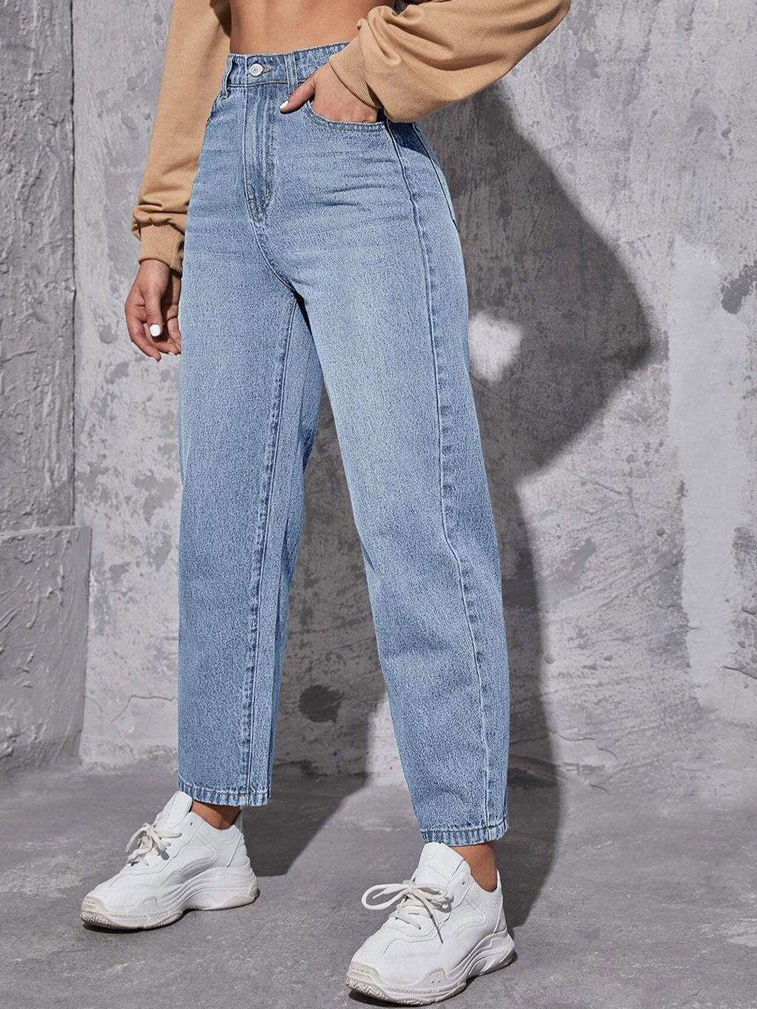 Kotty Women Blue Jean High-Rise Clean Look Light Fade Stretchable Jeans