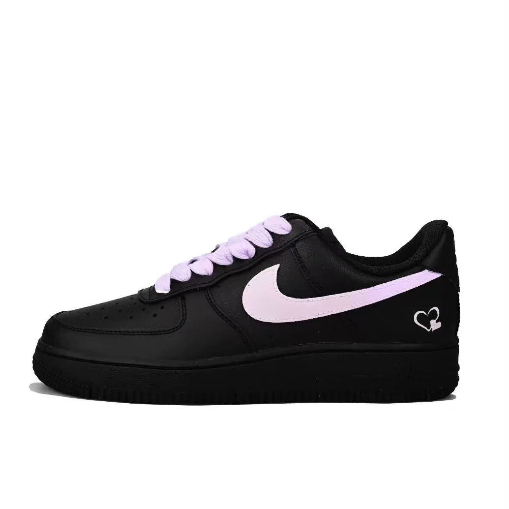 Nike Air Force 1 Vlad 限定