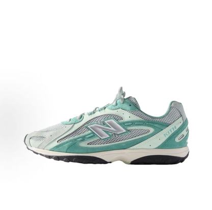  New Balance  x Kith 系列