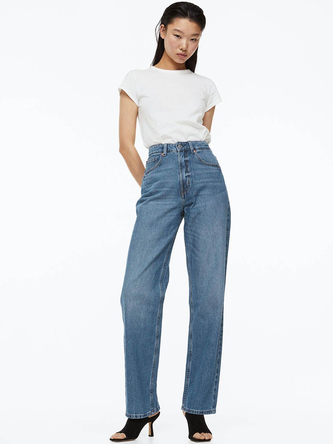 Kotty Women Blue Jean Straight Fit High-Rise Light Fade Stretchable Jeans