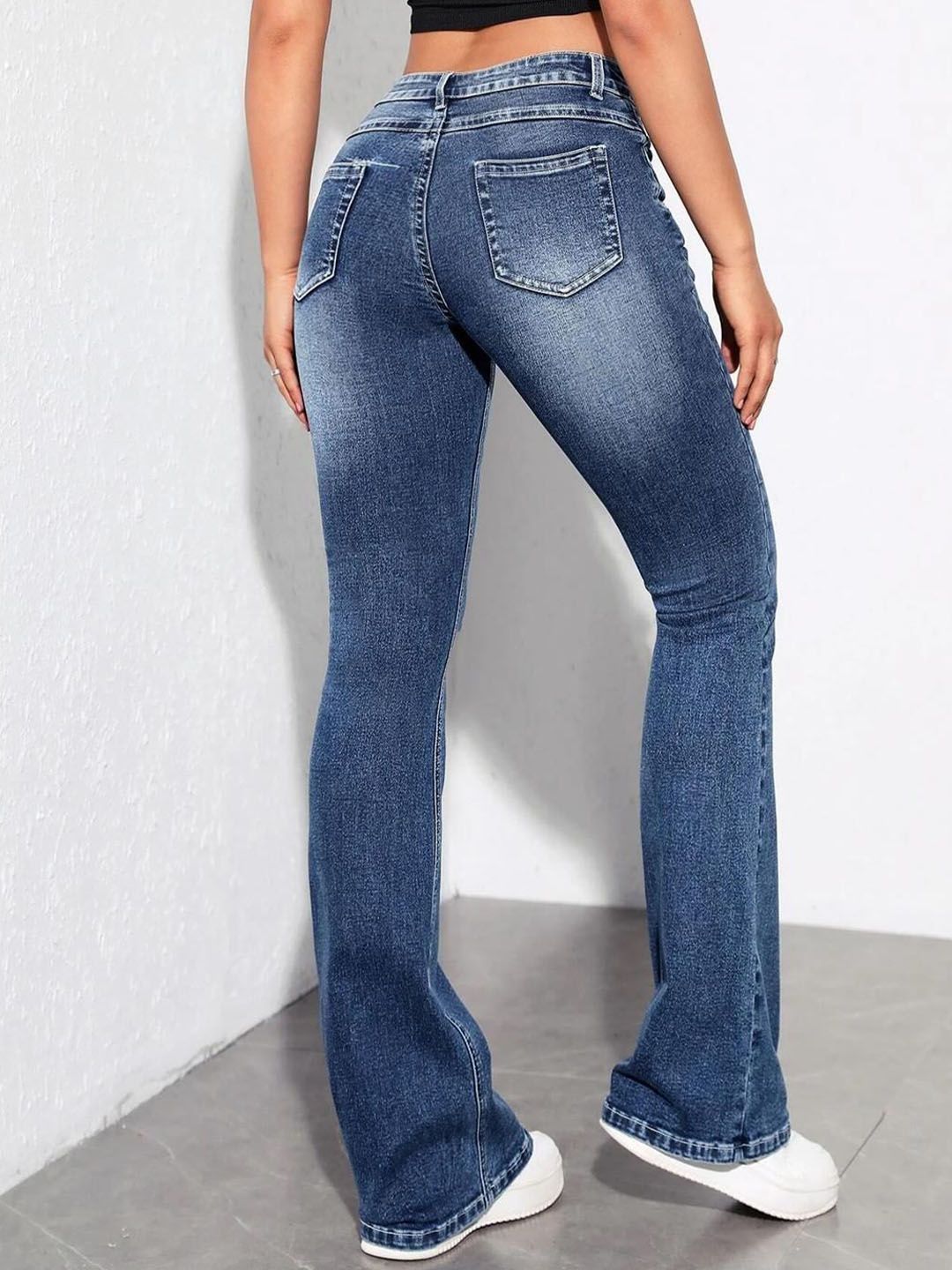 Kotty Women Bootcut High-Rise Clean Look Heavy Fade Whiskers Stretchable Jeans