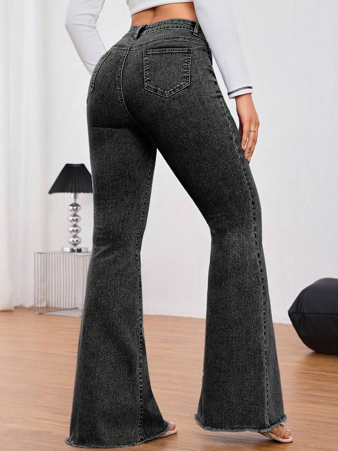 Kotty Women Bootilicious Bootcut Mid-Rise Stretchable Jeans