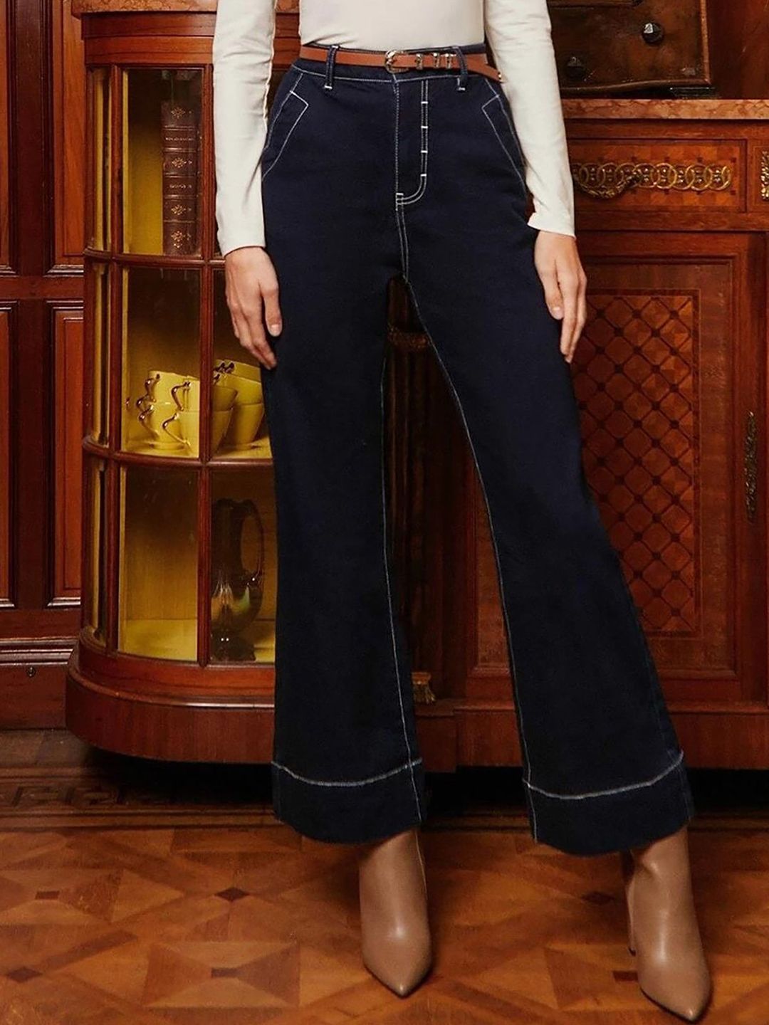 Kotty Women Bootcut High-Rise Stretchable Jeans