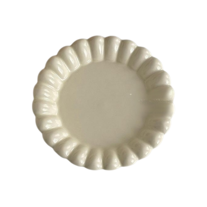 Household ceramic dinner plates