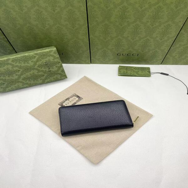 インターロッキングG ダブルGエンボス加工 ロングファスナー財布