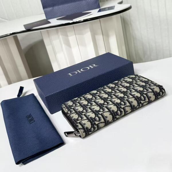 ディオール オブリーク キャンバス ジップアラウンド 長財布