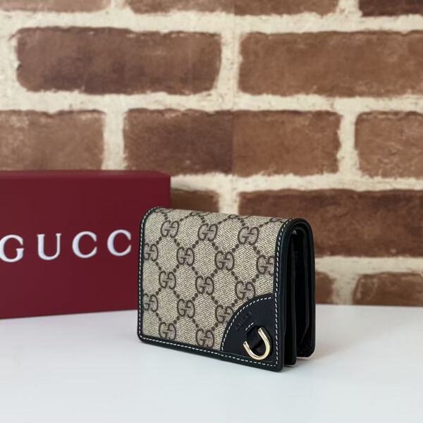 GUCCI グッチ GG スプリームシリーズ 定番 GG 柄キャンバス × レザー 二つ折り短財布