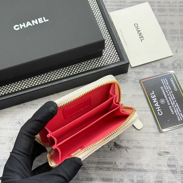 シャネル ホワイト キャビアスキン マトラッセ ジップ カードケース コインケース ゴールド ダブル C ロゴ