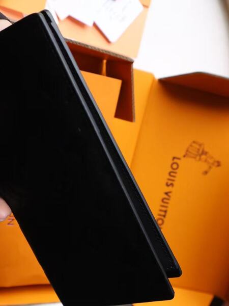 ルイ・ヴィトン ブラック モノグラム エンプレントレザー 長財布 ジップアラウンド