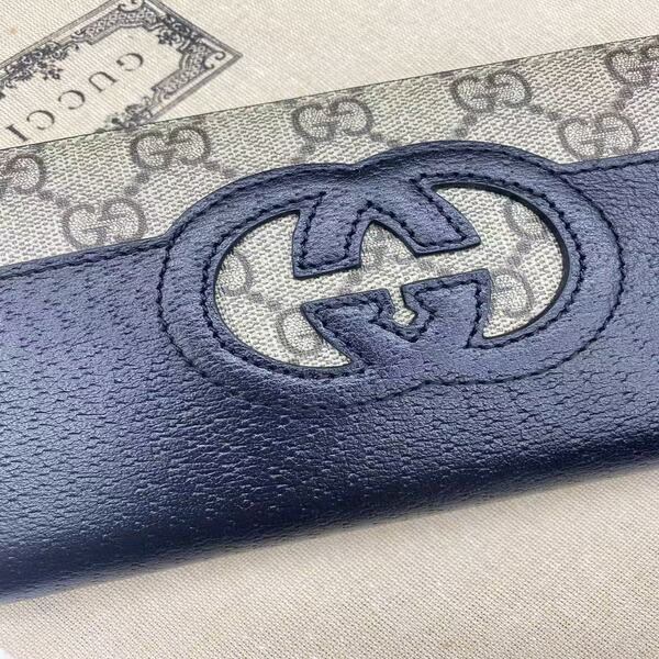 GUCCI GG キャンバス × レザー ラウンドファスナー長財布