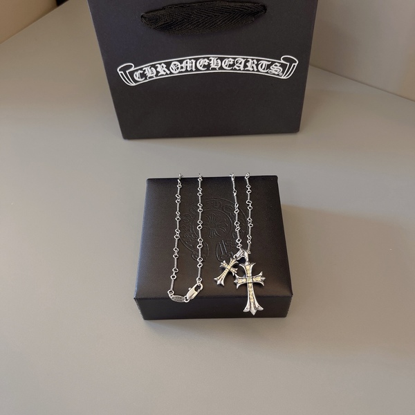 クロムハーツ ダブルクロス パヴェダイヤ 925 シルバー 細身チェーンネックレス