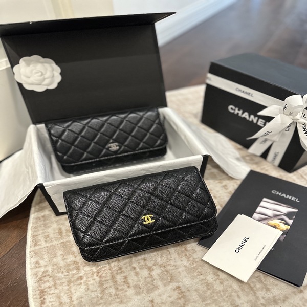 シャネル CHANEL クラシック キルティング キャビアスキン ダブル C ロゴ 長財布 ブラック × ゴールド