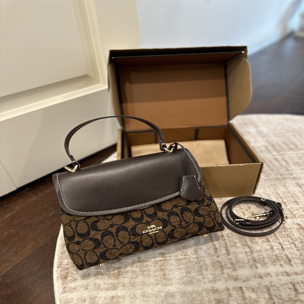 コーチ COACH クラシック シグネチャー レザーコンビ フラップ ハンドバッグ 斜め掛け（ダークブラウン）