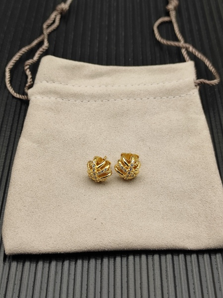 モダンツイストノット パヴェダイヤピアス ゴールド / シルバー / コンビ 3 色セット