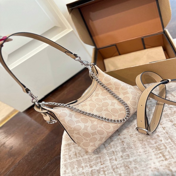 コーチ COACH クラシック シグネチャー ジッパー アンダーアームバッグ 多用途背負い