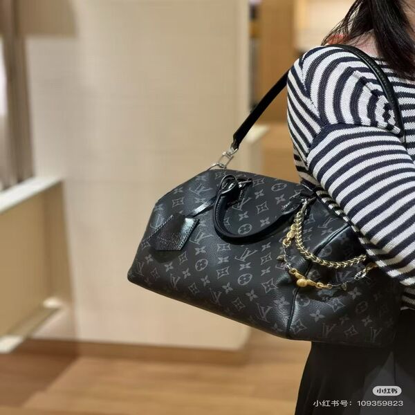 ルイ・ヴィトン LOUIS VUITTON モノグラム・エクリプス スピーディ・バンドリエール 25 ボストンバッグ 斜め掛け