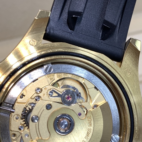 ロレックス 18K イエローゴールド 自動巻きメンズ腕時計 ラバーストラップ スケルトンバック仕様