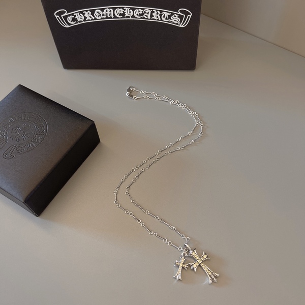 クロムハーツ ダブルクロス パヴェダイヤ 925 シルバー 細身チェーンネックレス