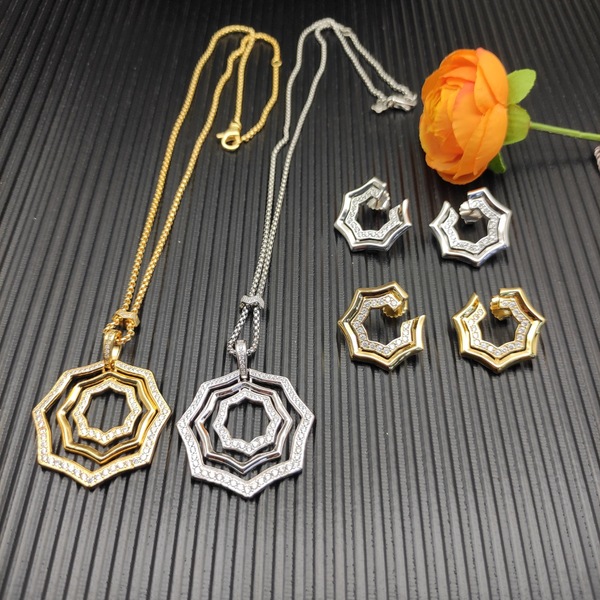 デヴィッド・ヤーマン スター型 パヴェダイヤ ゴールドフープピアス ラグジュアリージオメトリックピアス