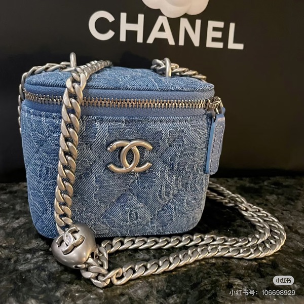 シャネル CHANEL 23P デニム ジャカード ダブル C ハートチェーン バニティバッグ 斜め掛け