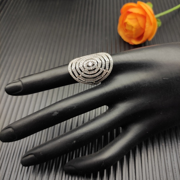 デヴィッド・ヤーマン スパイラル パヴェダイヤ 925 シルバーリング ラグジュアリー