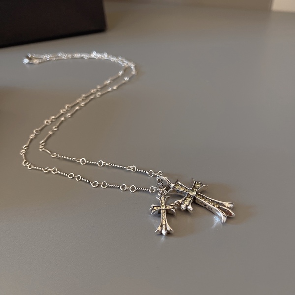 クロムハーツ ダブルクロス パヴェダイヤ 925 シルバー 細身チェーンネックレス