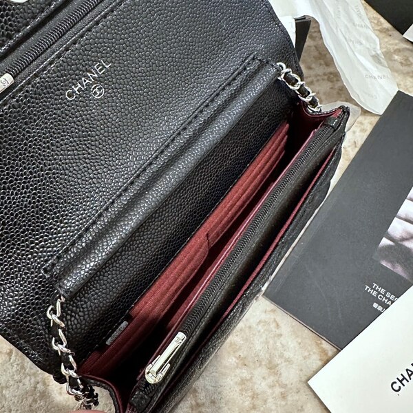 シャネル CHANEL クラシック キルティング キャビアスキン ダブル C ロゴ 長財布 ブラック × ゴールド