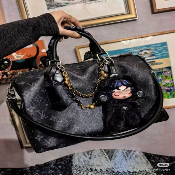 ルイ・ヴィトン LOUIS VUITTON モノグラム・エクリプス スピーディ・バンドリエール 25 ボストンバッグ 斜め掛け