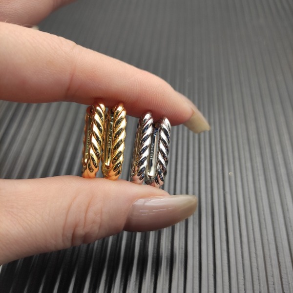 デヴィッド・ヤーマン 925 シルバー ツイストコード オーバルフープピアス ツートーンポスト