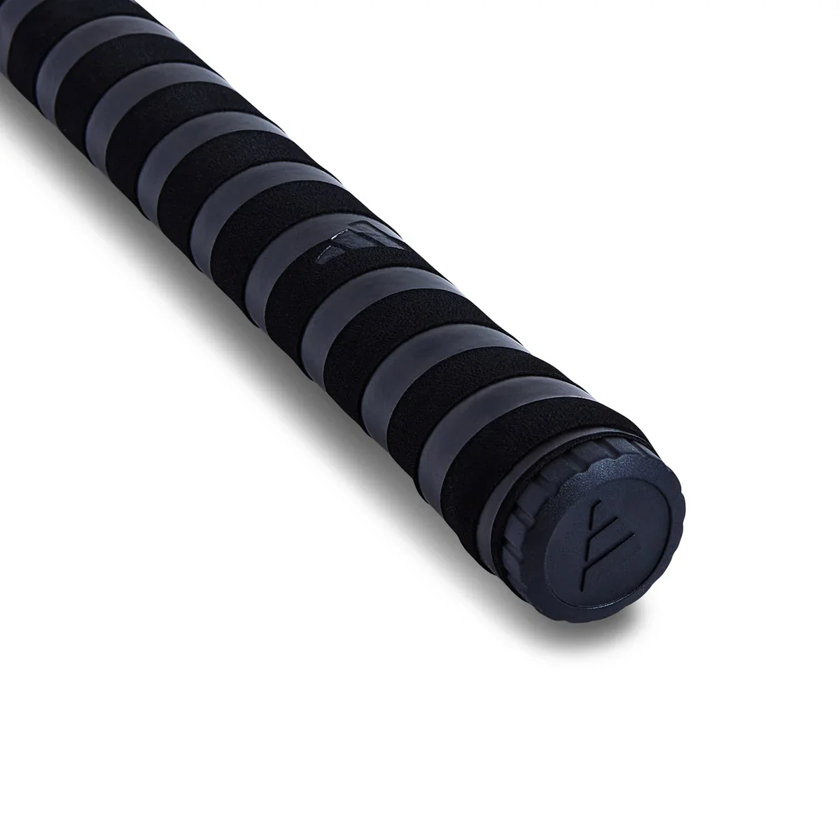 ADIDAS ESTRO .90