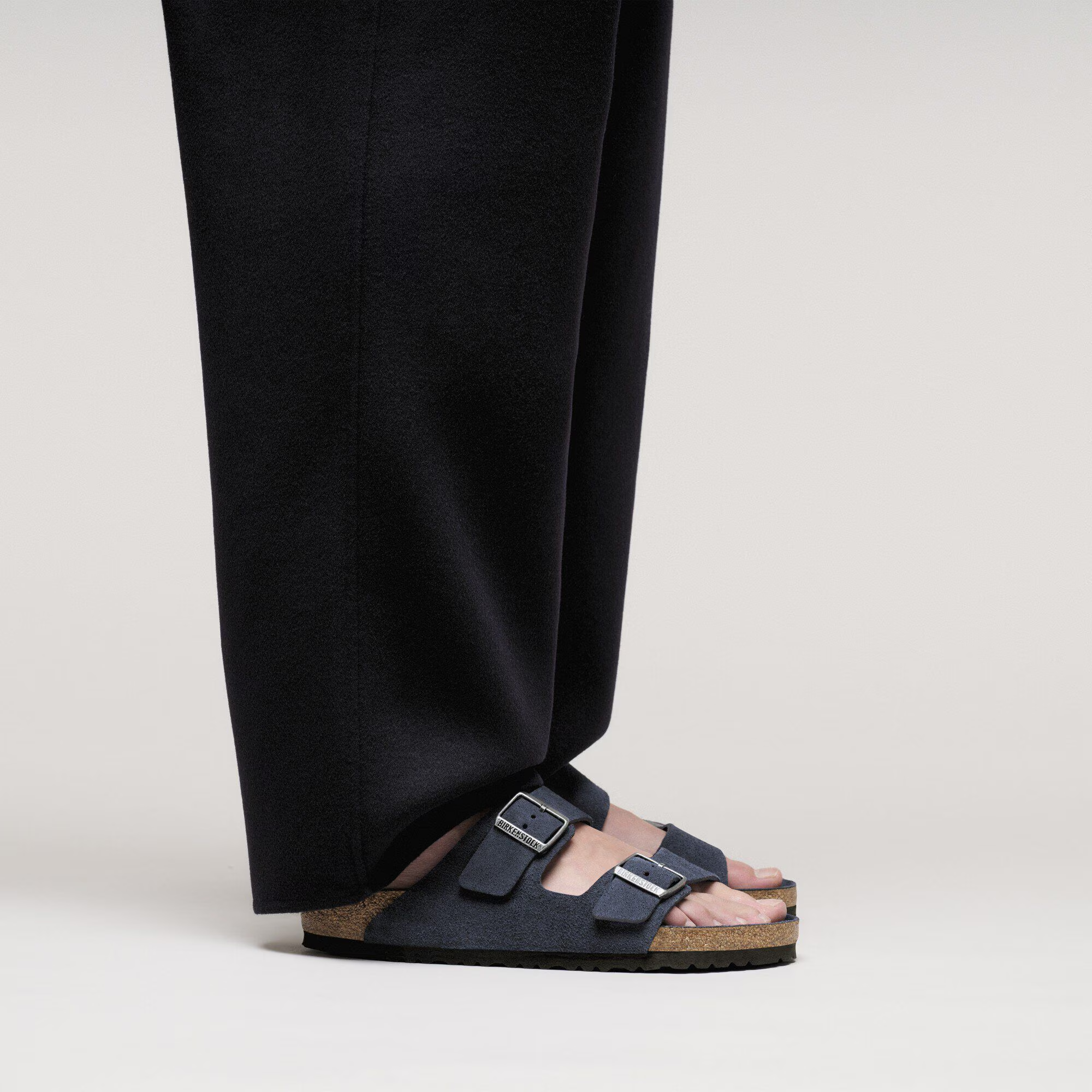 [Harga Super Istimewa!] Barangan Laris dalam Stok! Sandal Lelaki BIRKENSTOCK Arizona yang Selesa dengan Tapak Kaki Lembut, Padanan Biasa, Sandal Sihat, Rekaan Bertali, Buatan Jerman
