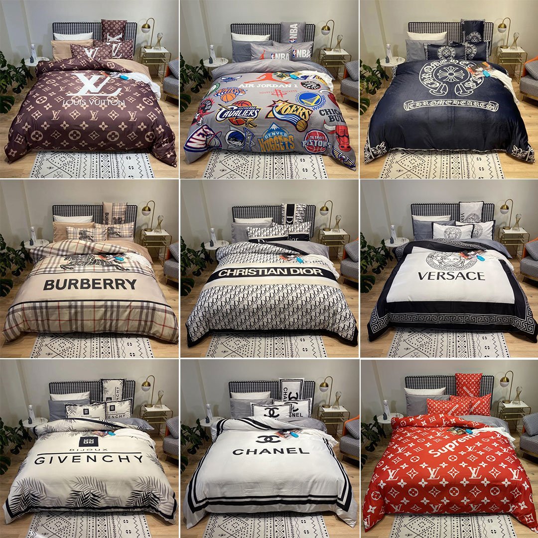 Luxury 4-piece bedding set, high-quality cotton fabric, suitable for all seasons.