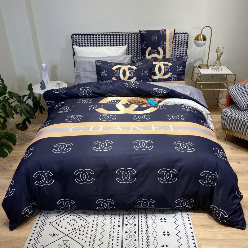 CHANEL Luxury Bedding 4-Piece Set, High-Quality Cotton Fabric, Suitable for All Seasons