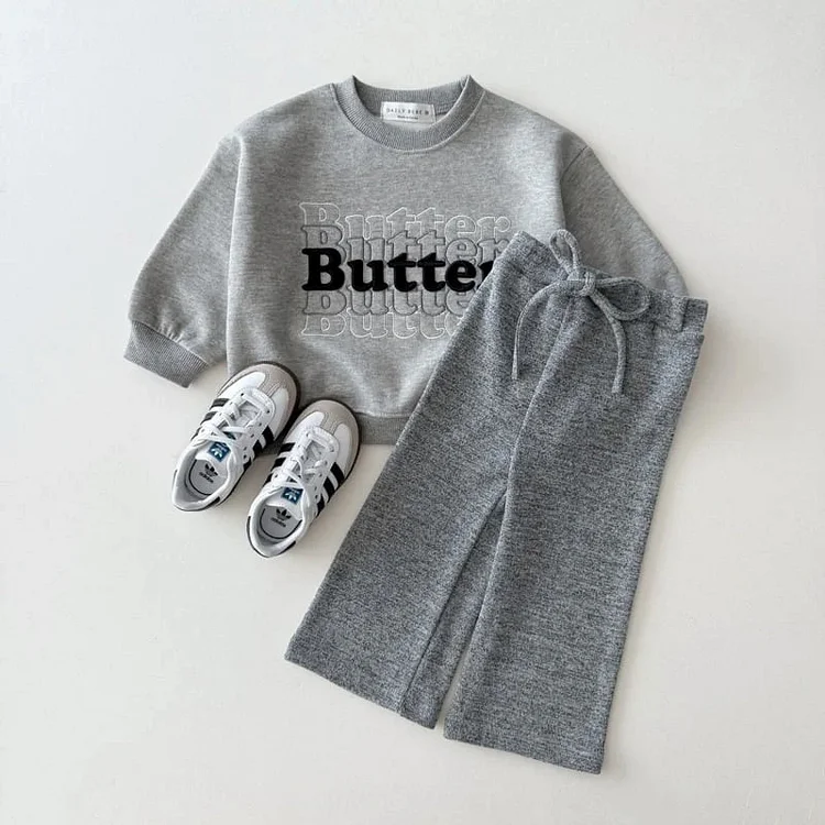 【80-130cm】 英字刺繡 トップス