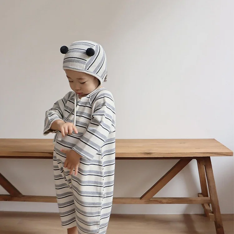 【66-90cm】 韓国風 ボンボン付き ボーダー オールインワン