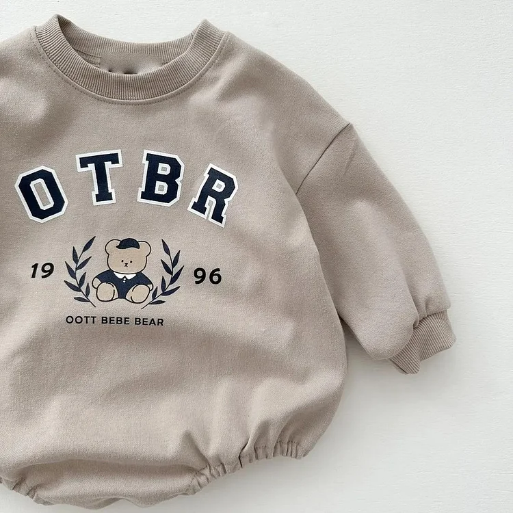 【66-90cm】熊柄 ロンパース