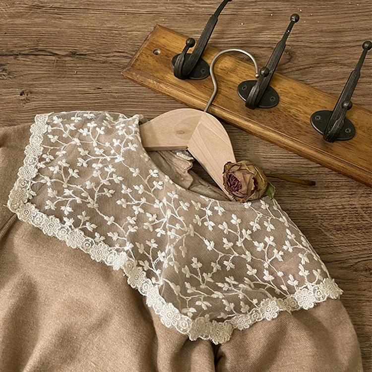 【66-90cm】韓国風レース襟 ロンパース
