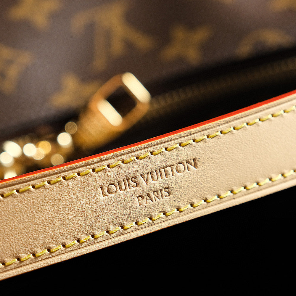 LV スラウチ PM モノグラム ハンドバッグ