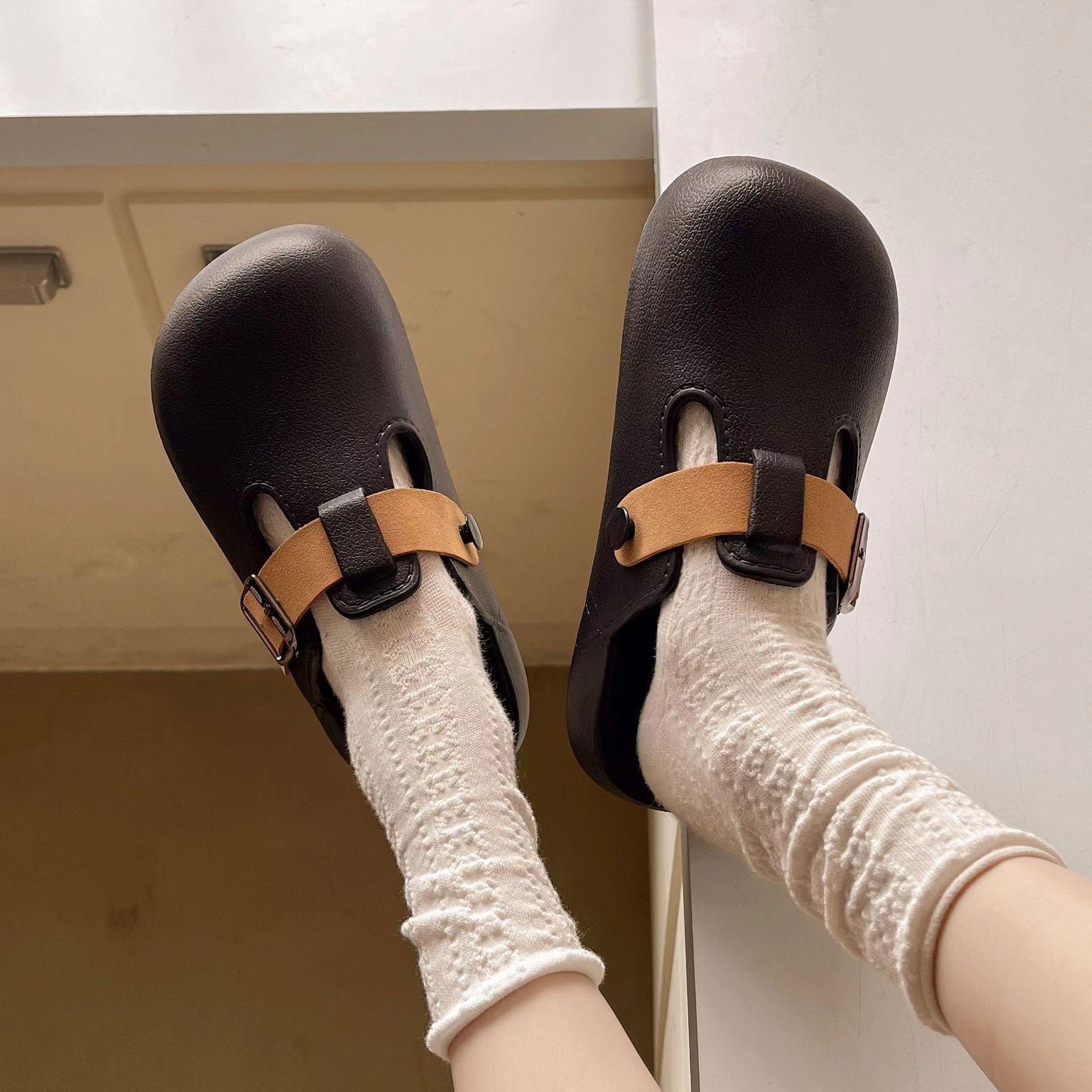 2026年春夏コレクション：レディース ビルケンシュトック風 つま先クローズド型スライドサンダル（新着）