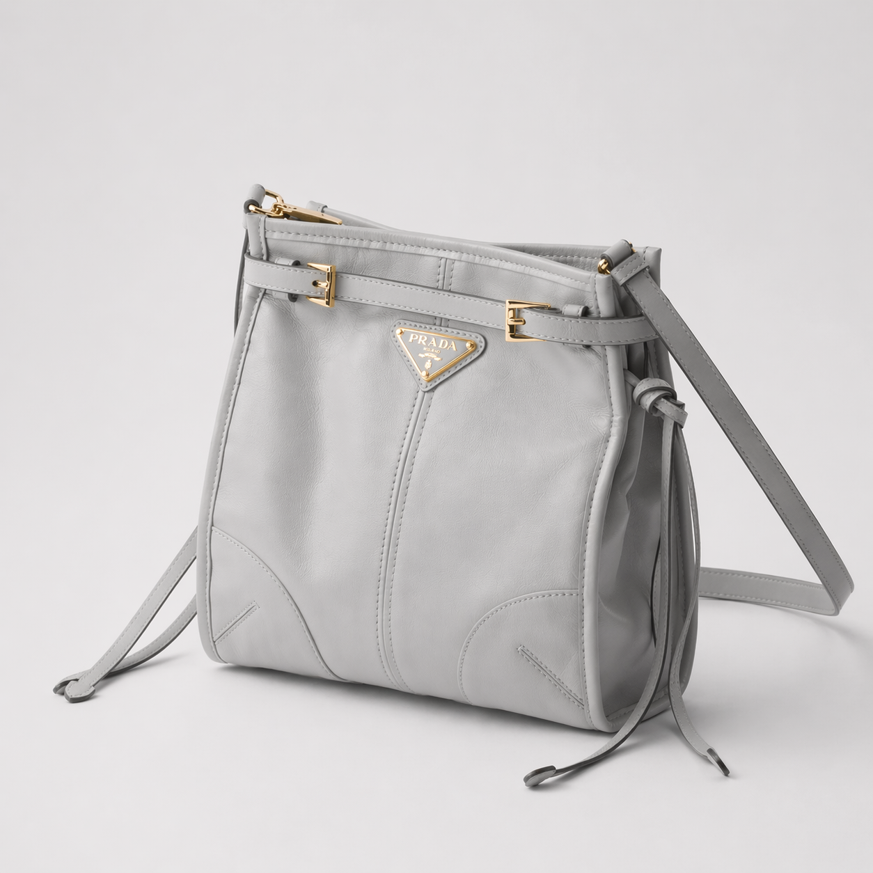 プラダ ボニー レザー ミニ ショルダーバッグ