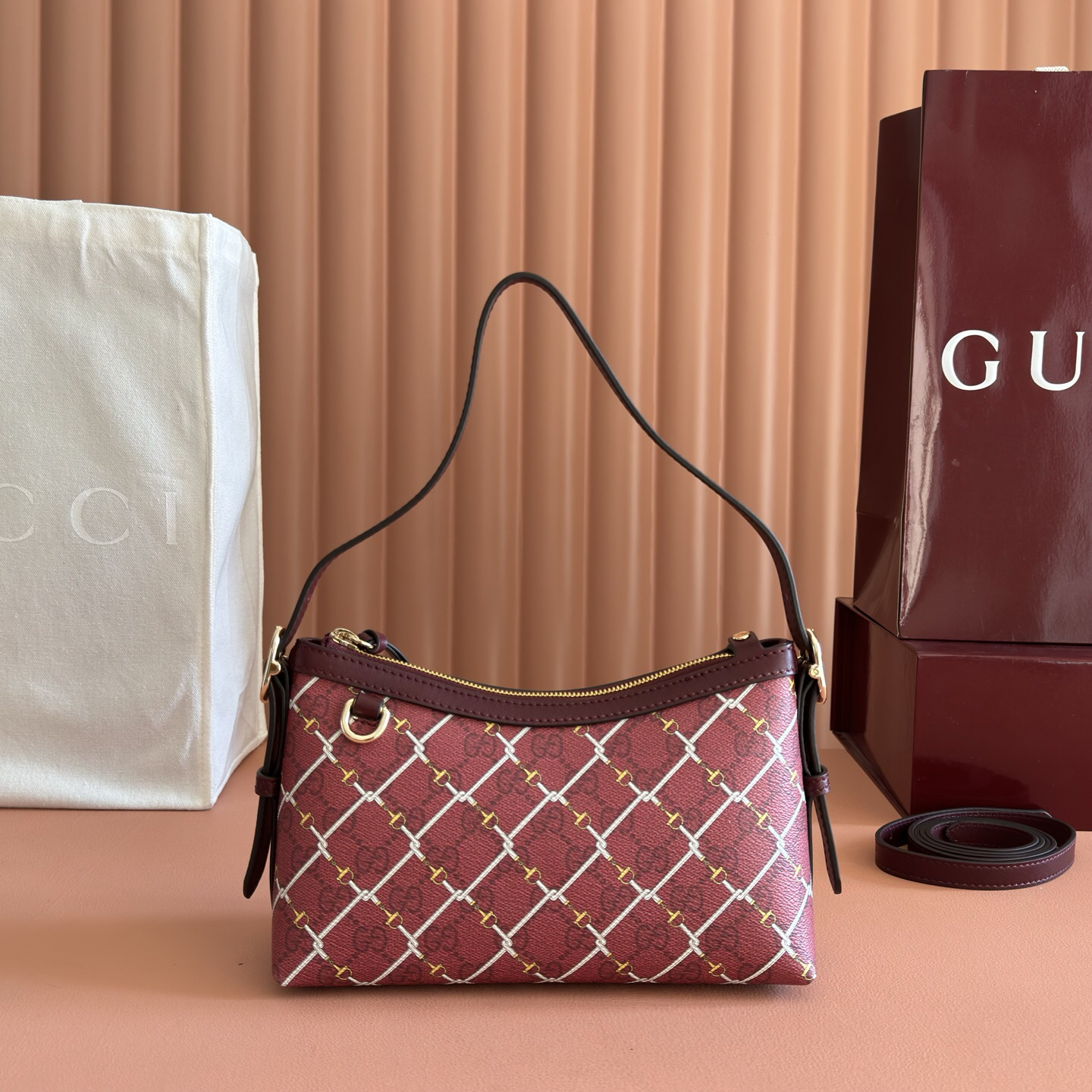 グッチ GUCCI 847450 ハンドバッグ レディース ブランド 正規品 代金引換可