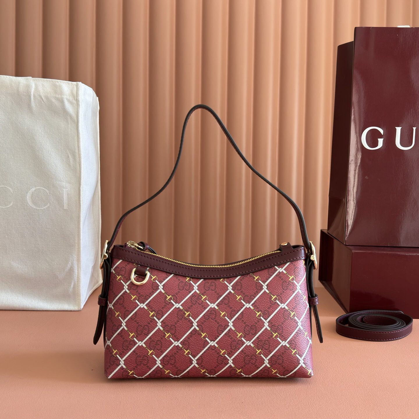 グッチ GUCCI 847450 ハンドバッグ レディース ブランド 正規品 代金引換可