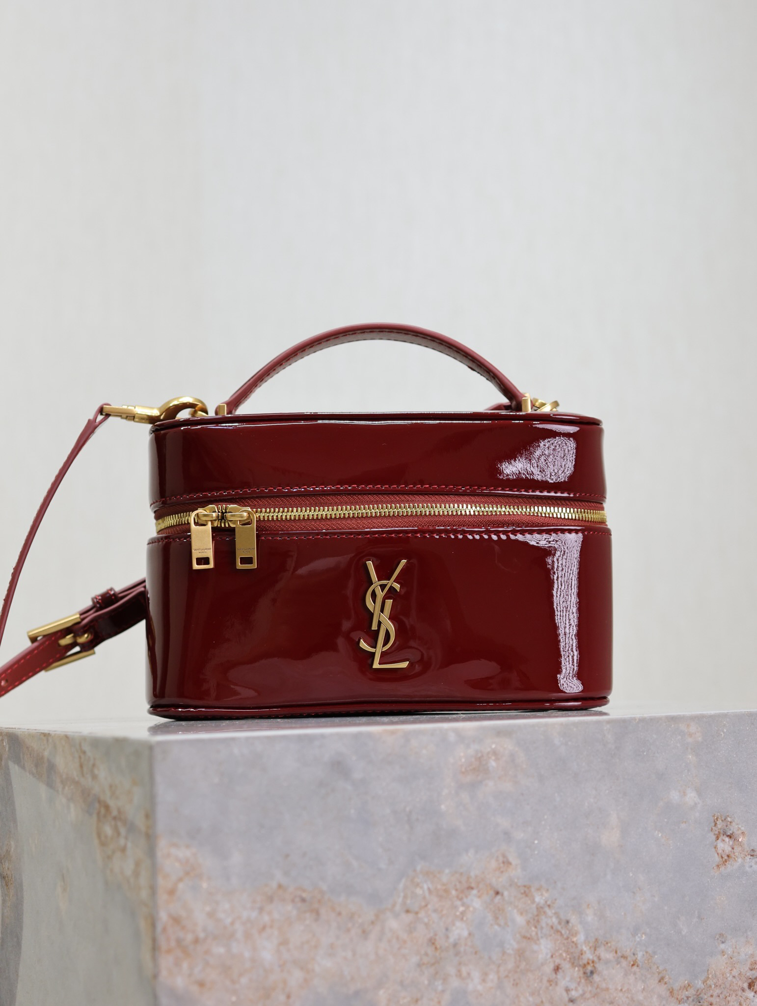 イヴ・サンローラン YSL レディース ファッションバッグ 代金引換可