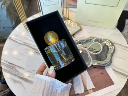 Jo Malone London ジョーマローン コロン 100ml 人気香水 ユニセックス ギフト 成人向け 代金引換対応可